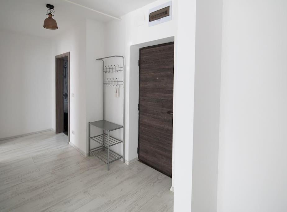 Apartment Urban Confort. Modern Si Luminos Rebreanu