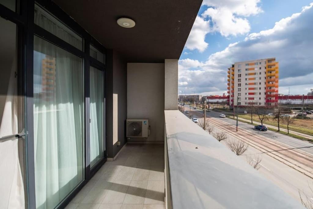 Urban Confort. Modern Si Luminos Rebreanu *