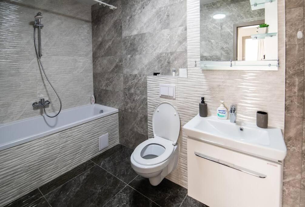 Apartment Urban Confort. Modern Si Luminos Rebreanu Timişoara